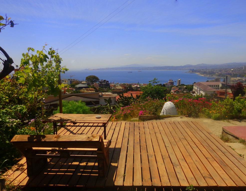 Hostal Faro Azul Valparaiso Bagian luar foto