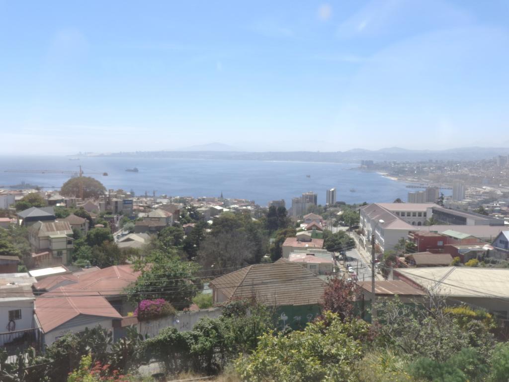 Hostal Faro Azul Valparaiso Ruang foto
