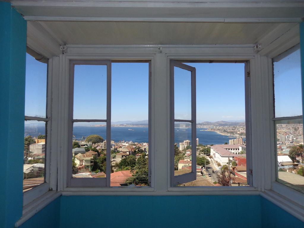 Hostal Faro Azul Valparaiso Ruang foto